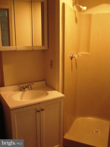 9327 Beowulf Circle Rosedale, MD 21237 - Photo 8 of 11 Bath #1