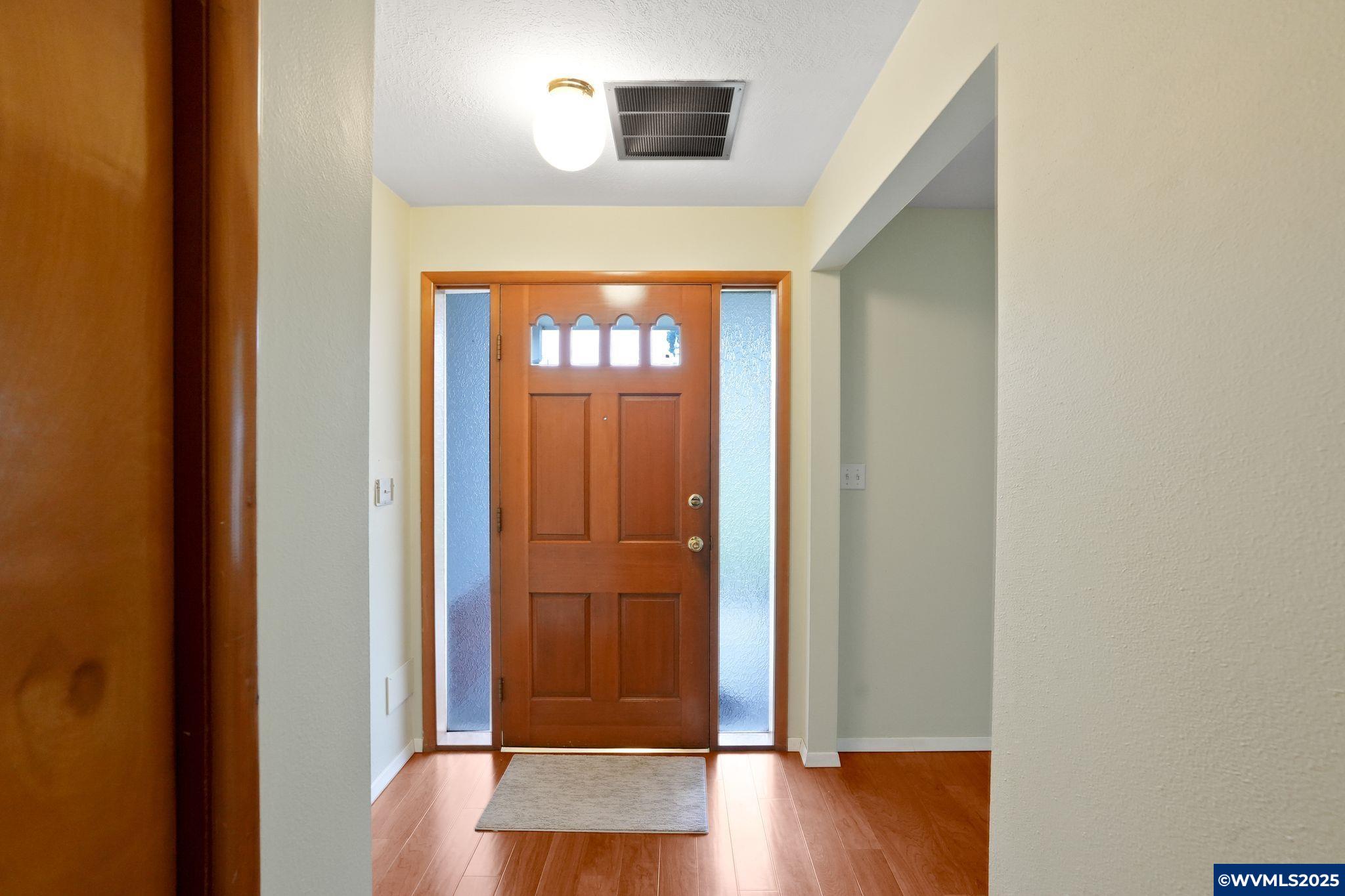 3970 Lone Oak Road Southeast Salem, OR 97302 - Photo 6 of 39 Gallery Image 6