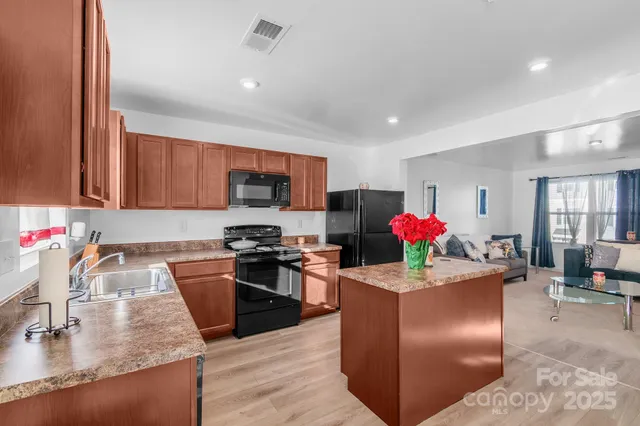 $295,000 | 2715 Sydney Overlook Lane, Charlotte, NC 28269