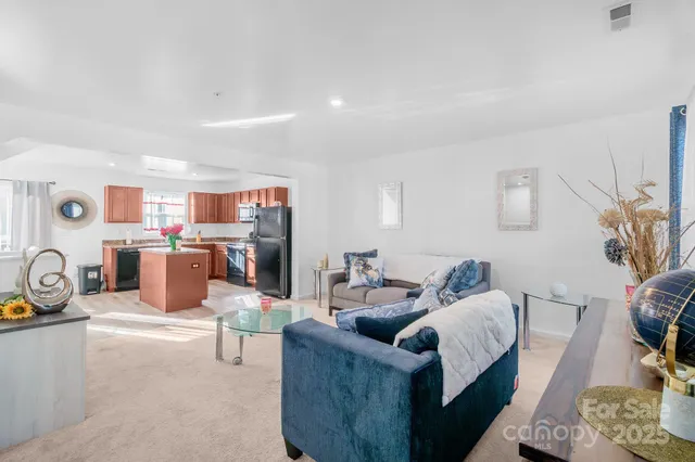 $295,000 | 2715 Sydney Overlook Lane, Charlotte, NC 28269