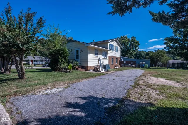 a picture of floor plan