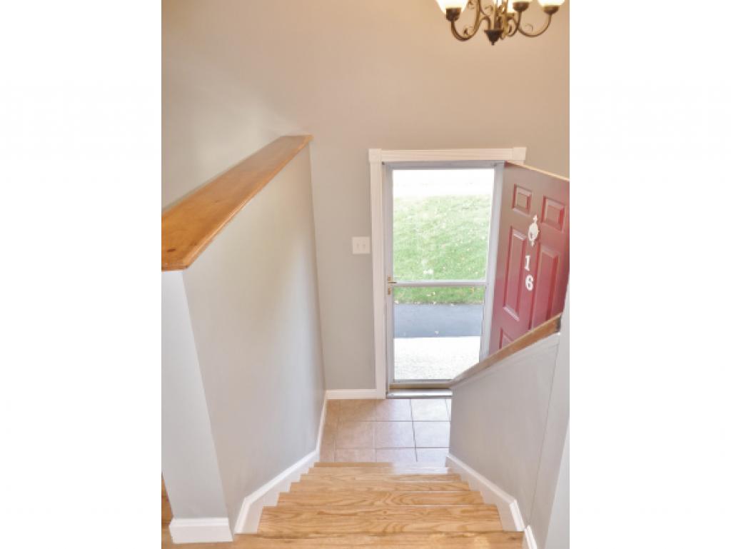 16 Whitford Road Nashua, NH 03062 - Photo 15 of 27