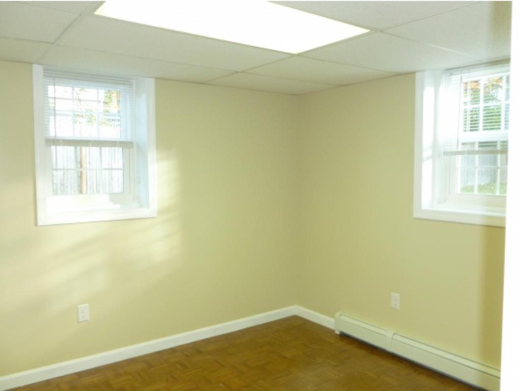 16 Whitford Road Nashua, NH 03062 - Photo 22 of 27