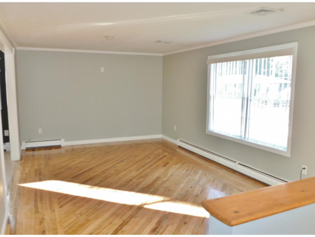 16 Whitford Road Nashua, NH 03062 - Photo 8 of 27