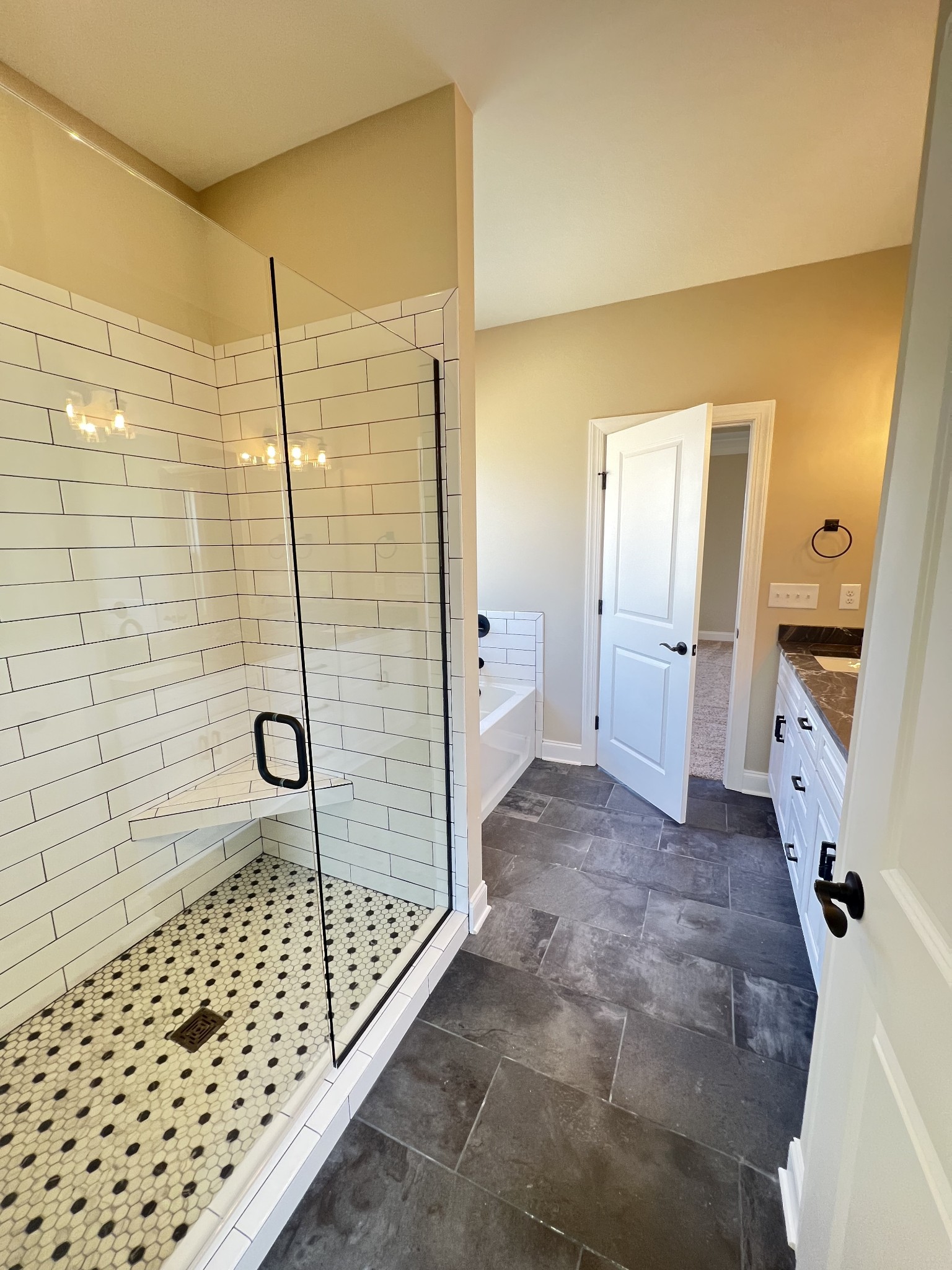 580 Armstrong Road Castalian Springs, TN 37031 - Photo 7 of 23 Gallery Image 7