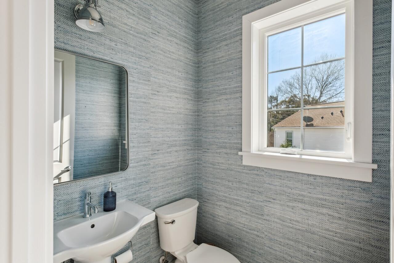 1213 Gatch Court Mount Pleasant, SC 29464 - Photo 15 of 38 Powder Room