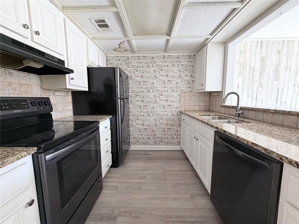 3925 Mountain View Road, Unit E3 Oakwood, GA 30566 - Photo 4 of 15 Gallery Image 4