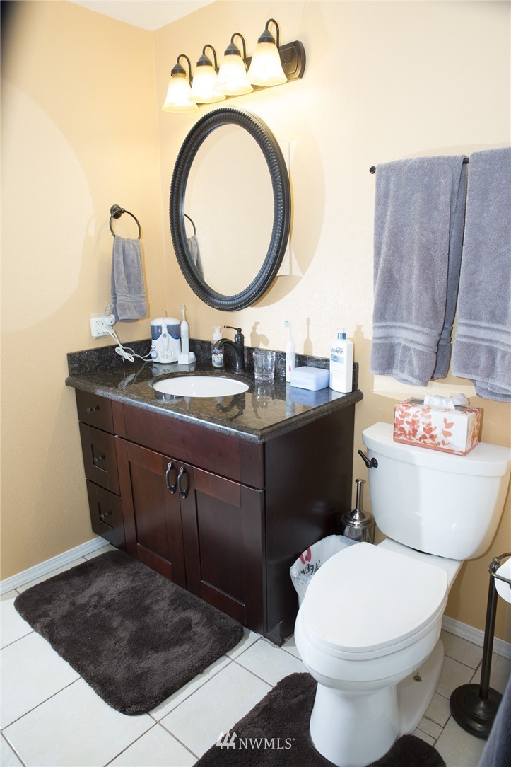 19906 138th Avenue Southeast Renton, WA 98058 - Photo 14 of 23 Gallery Image 14