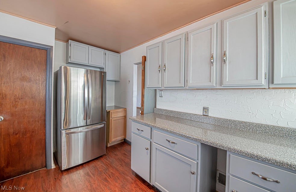 1305 Country Club Road Columbus, OH 43227 - Photo 11 of 30 Gallery Image 11