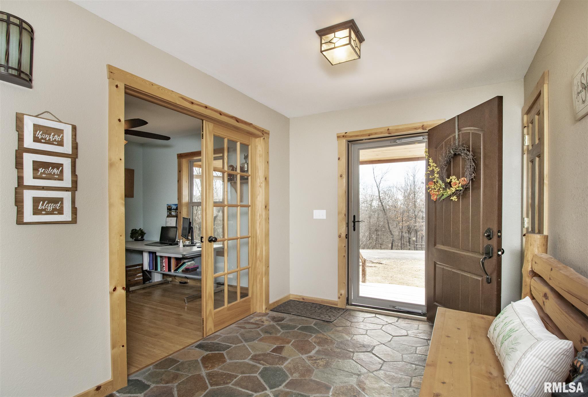 7628 South Cameron Lane Mapleton, IL 61547 - Photo 4 of 47