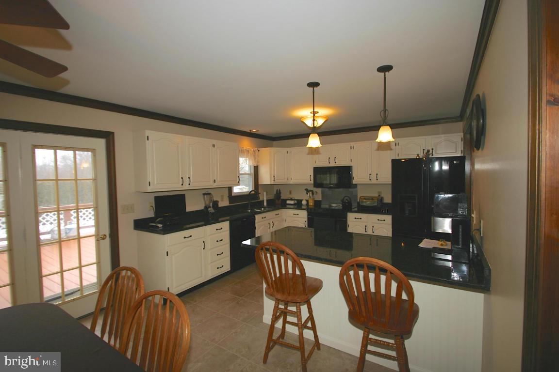 85 Governor Stable Road Elizabethtown, PA 17022 - Photo 4 of 34 Gallery Image 4