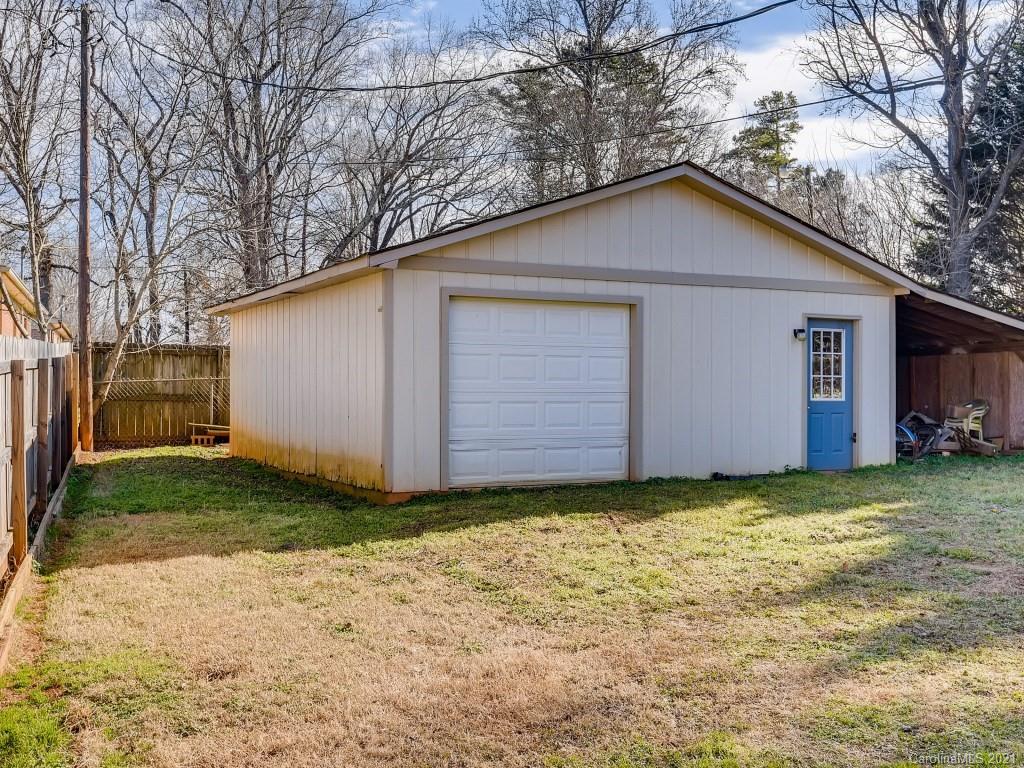 1305 Lane Road Mount Holly, NC 28120 - Photo 11 of 11 Gallery Image 11