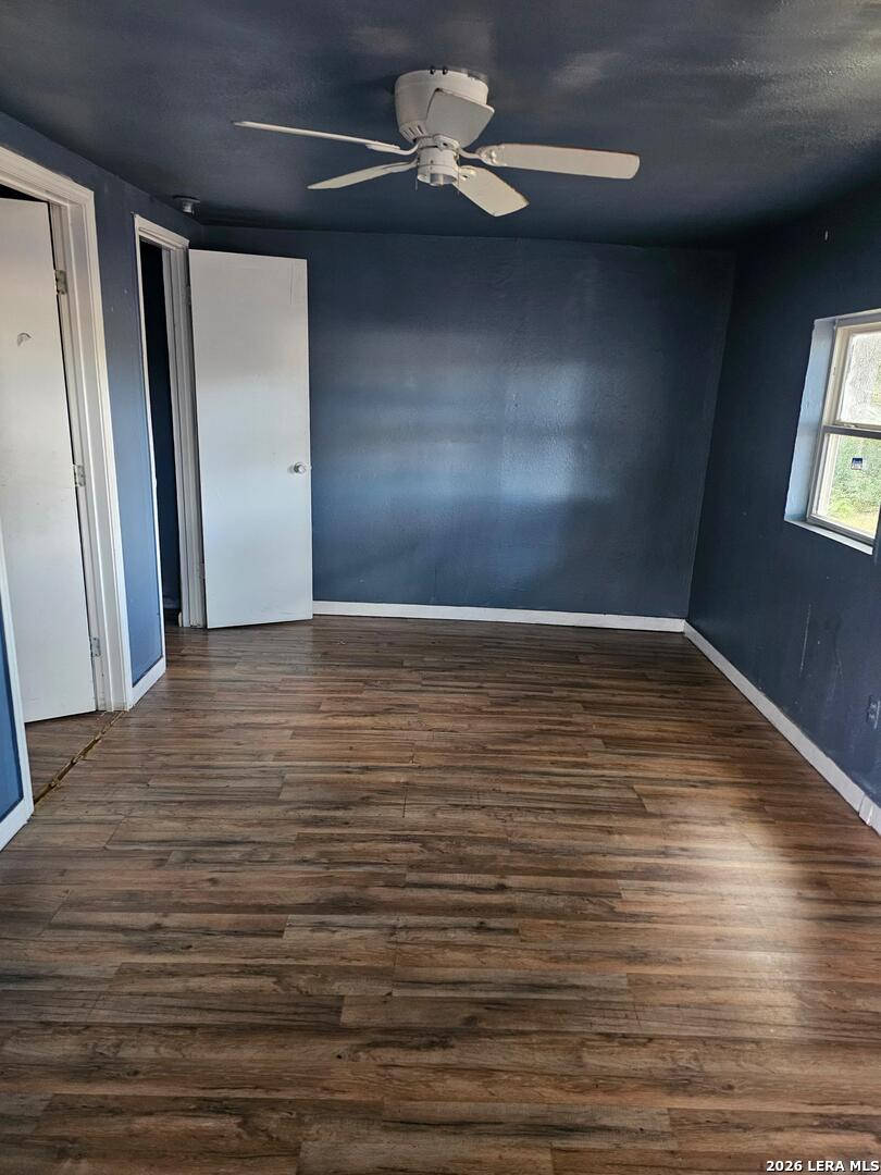701 Roosevelt Street Longview, TX 75601 - Photo 4 of 8 a view of room with window