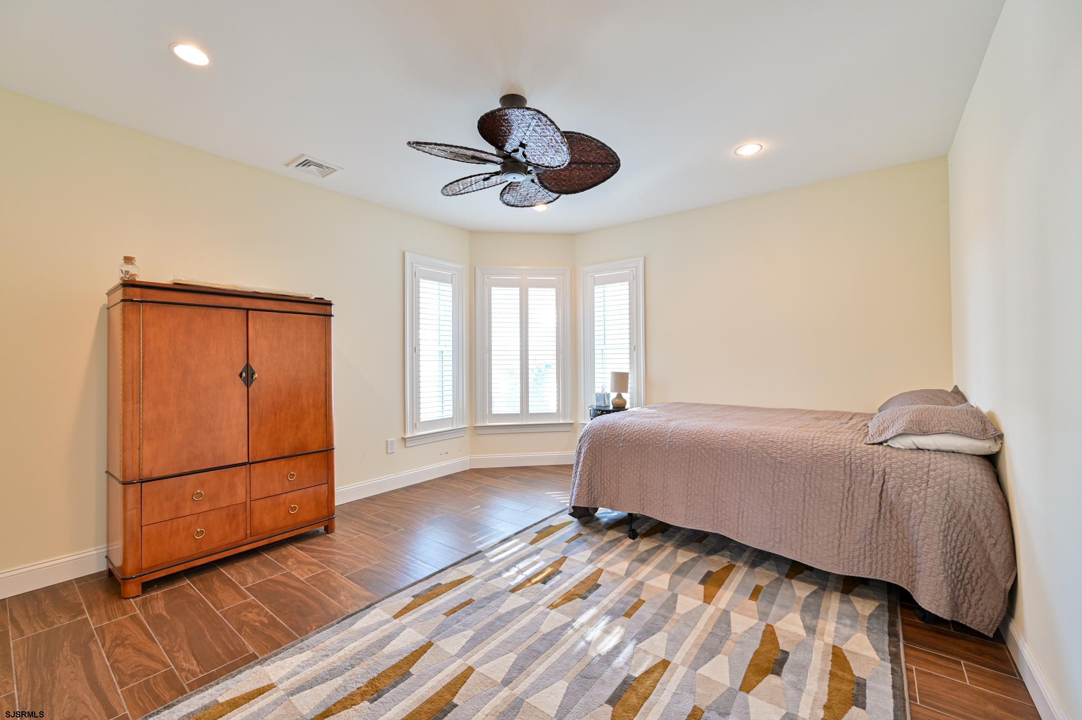 400 17th Street South, Unit STUNNING OCEAN VIEWS INGROUND POOL Brigantine, NJ 08203 - Photo 43 of 67