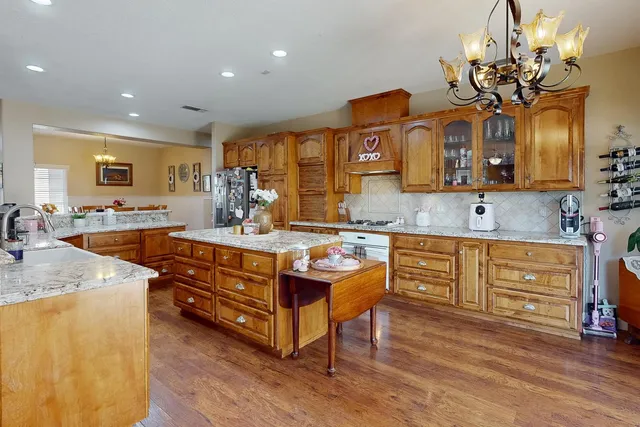 $875,000 | 2185 Perry Street, Sutter, CA 95982