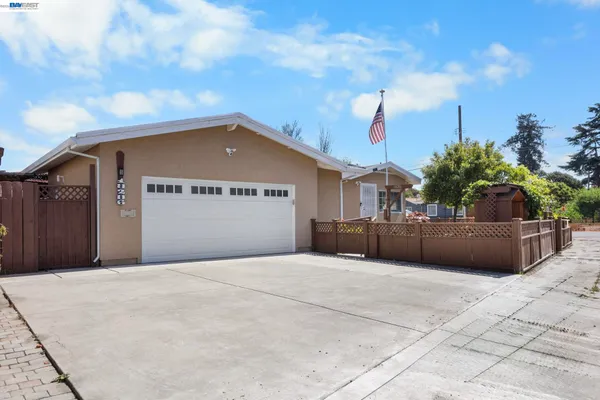 $798,000 | 18286 Meekland Avenue, Hayward, CA 94541