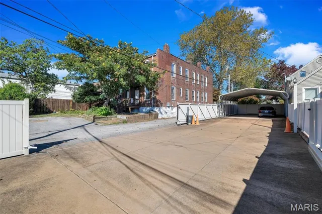 $325,000 | 5410 Magnolia Avenue, St. Louis, MO 63139