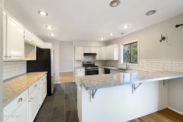 $4,500 | 930 North Sinagua Heights Drive, Flagstaff, AZ 86004