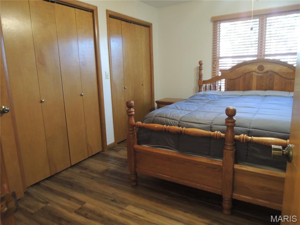 405 West Spring Street Greenville, IL 62246 - Photo 18 of 24