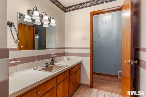 $175,000 | 139 Willow Road, Rochester, IL 62563