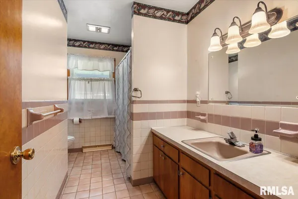 $175,000 | 139 Willow Road, Rochester, IL 62563