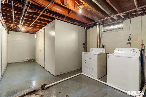 $175,000 | 139 Willow Road, Rochester, IL 62563