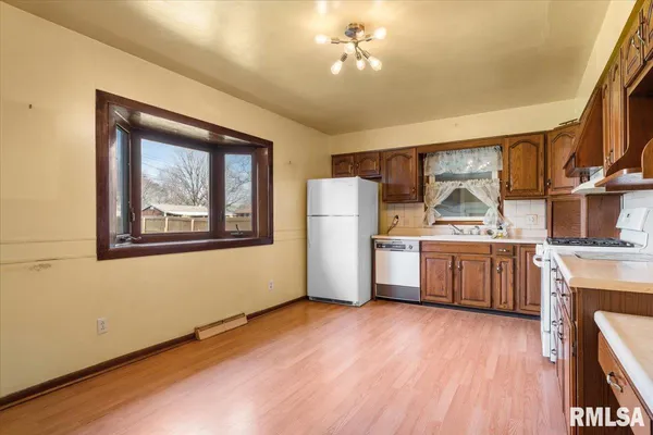 $175,000 | 139 Willow Road, Rochester, IL 62563