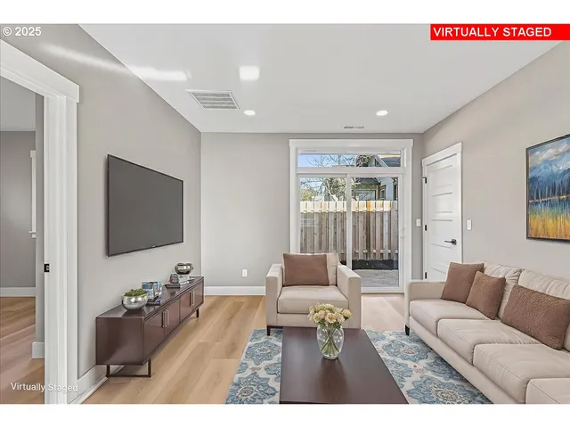 $899,900 | 4735 Southeast 59th Avenue, Portland, OR 97206