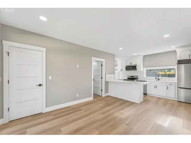 $899,900 | 4735 Southeast 59th Avenue, Portland, OR 97206