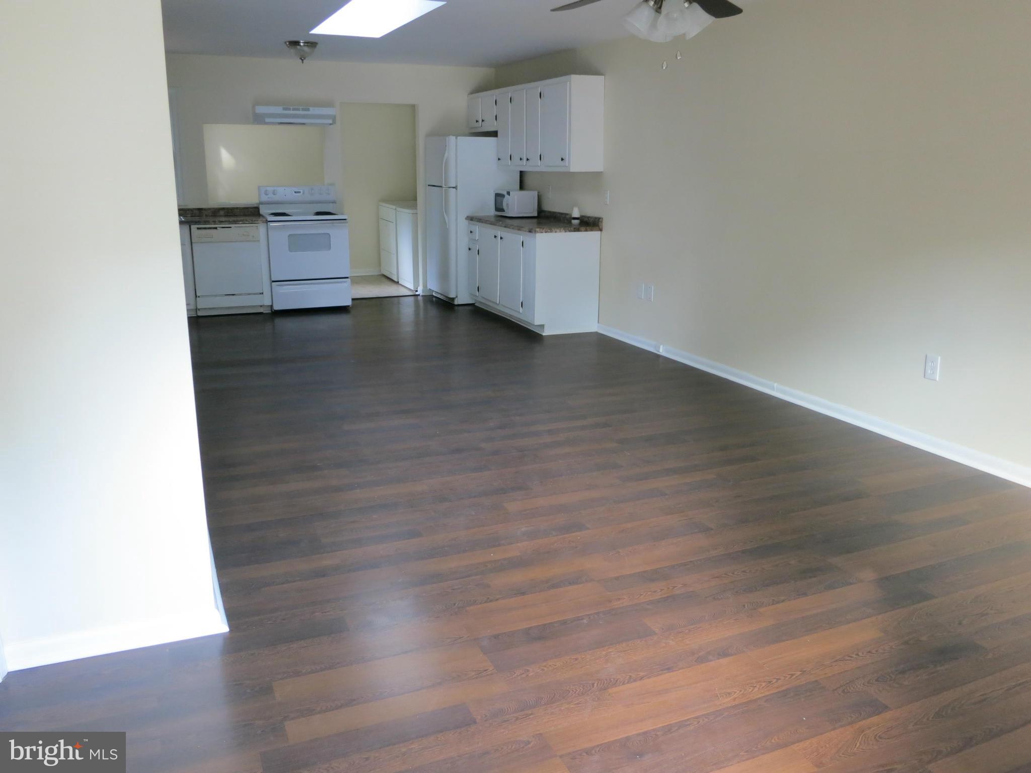 1706 Ridgely Road Edgewater, MD 21037 - Photo 17 of 28 Interior (General)
