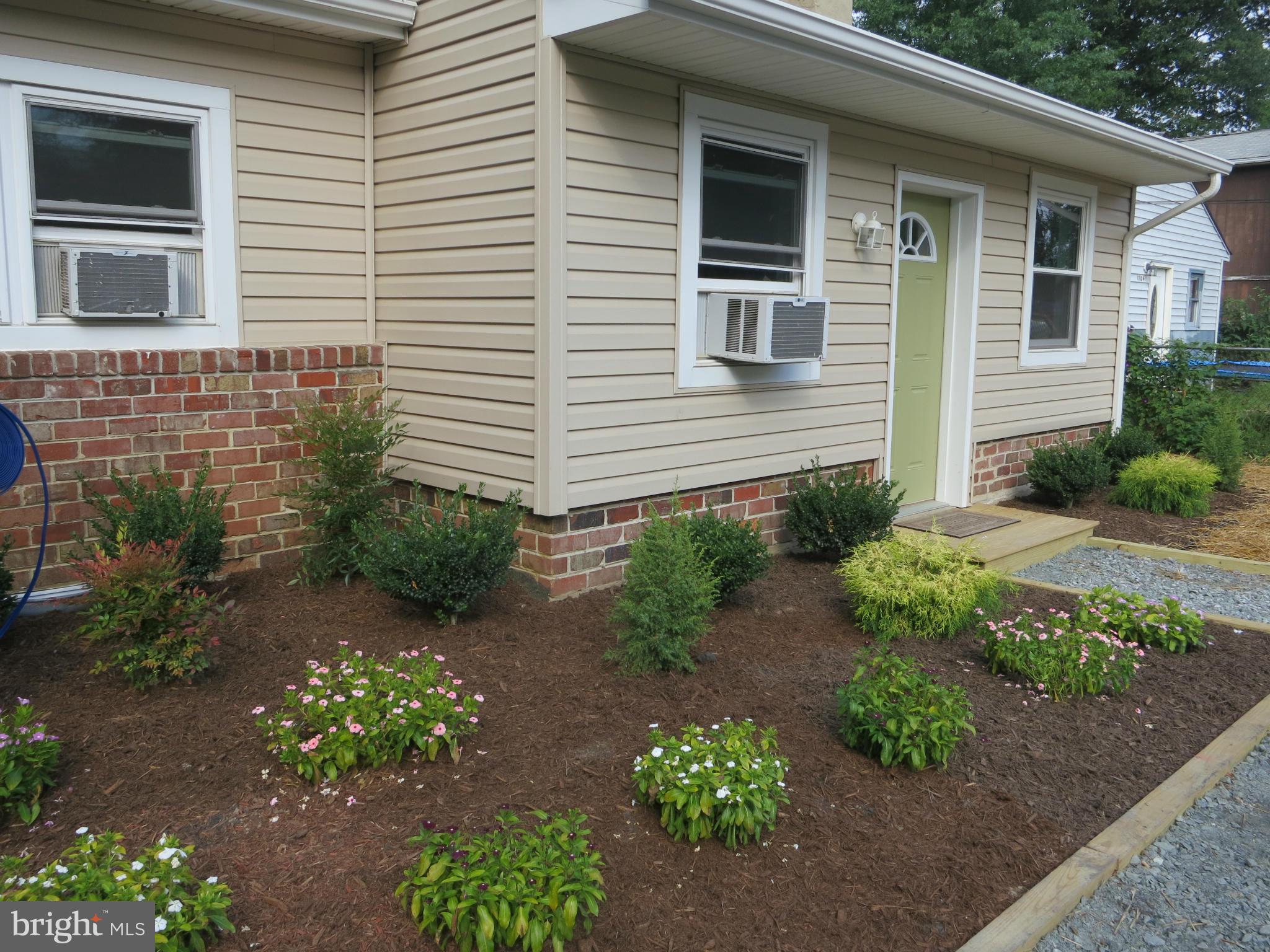 1706 Ridgely Road Edgewater, MD 21037 - Photo 3 of 28 Exterior (Front)