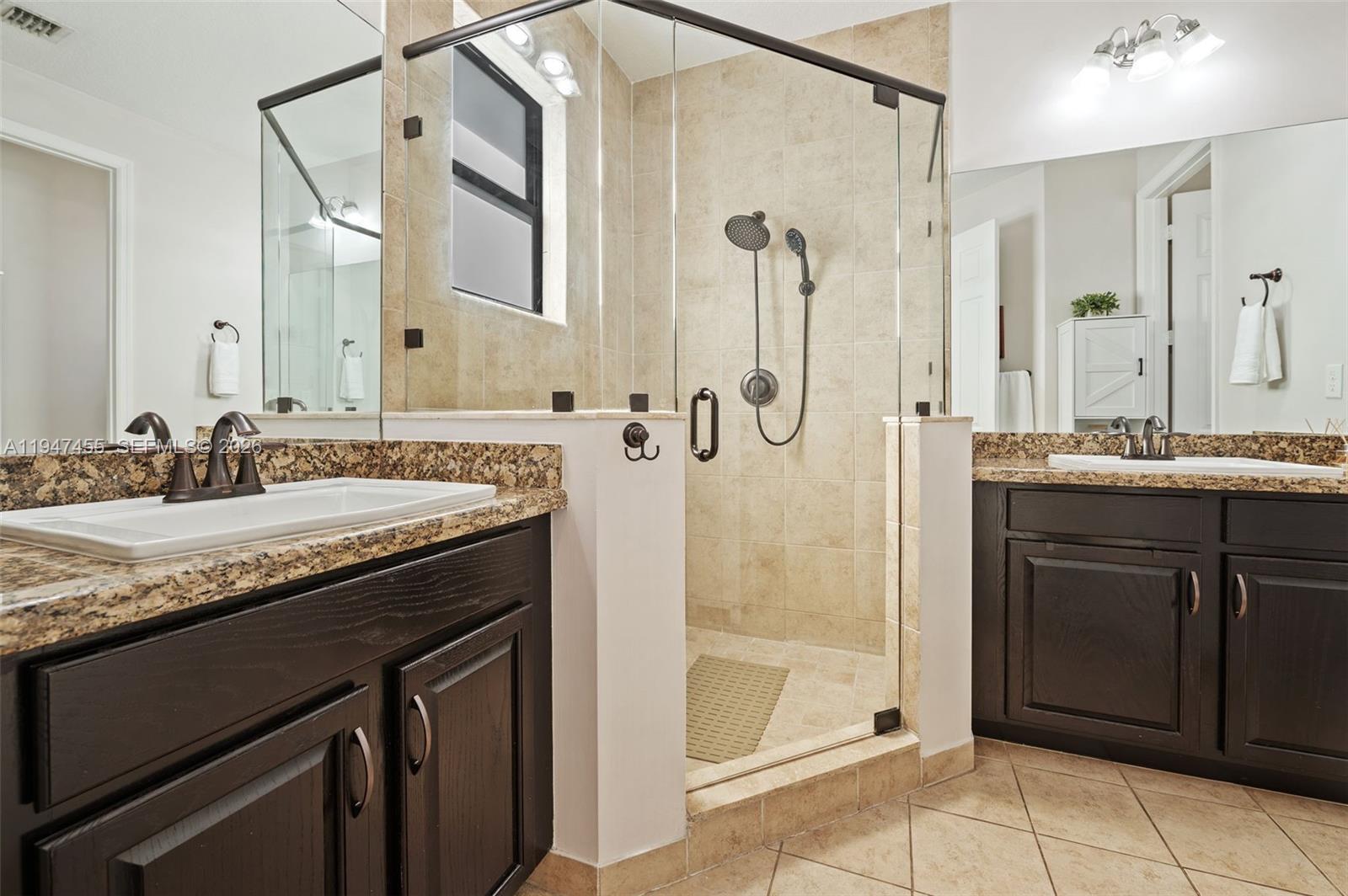 9088 Southwest 35th Street Miramar, FL 33025 - Photo 15 of 36