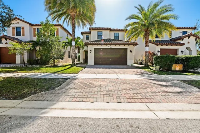 $600,000 | 9088 Southwest 35th Street, Miramar, FL 33025