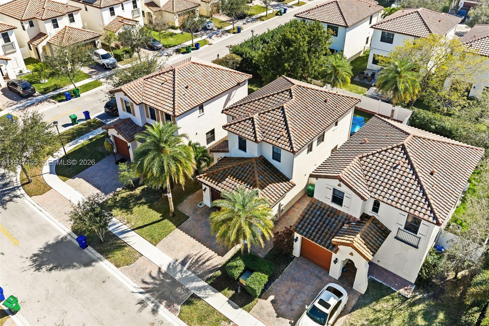 9088 Southwest 35th Street Miramar, FL 33025 - Photo 29 of 36