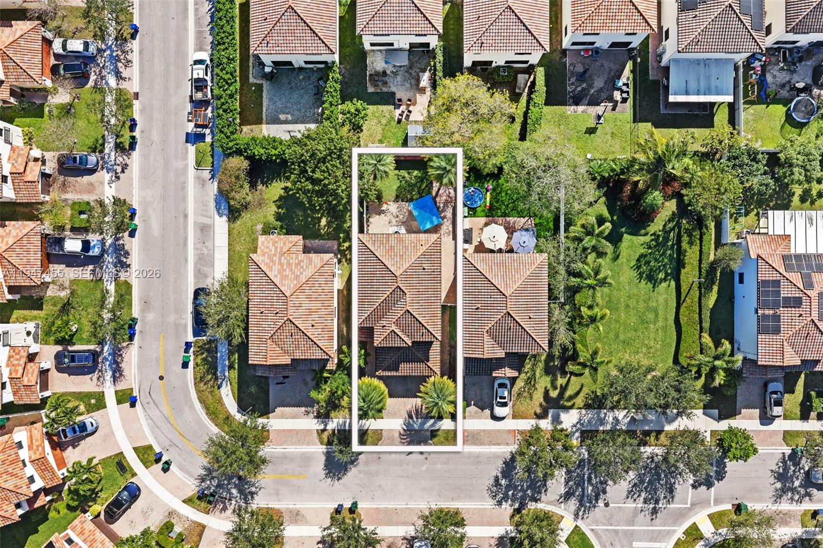 9088 Southwest 35th Street Miramar, FL 33025 - Photo 32 of 36