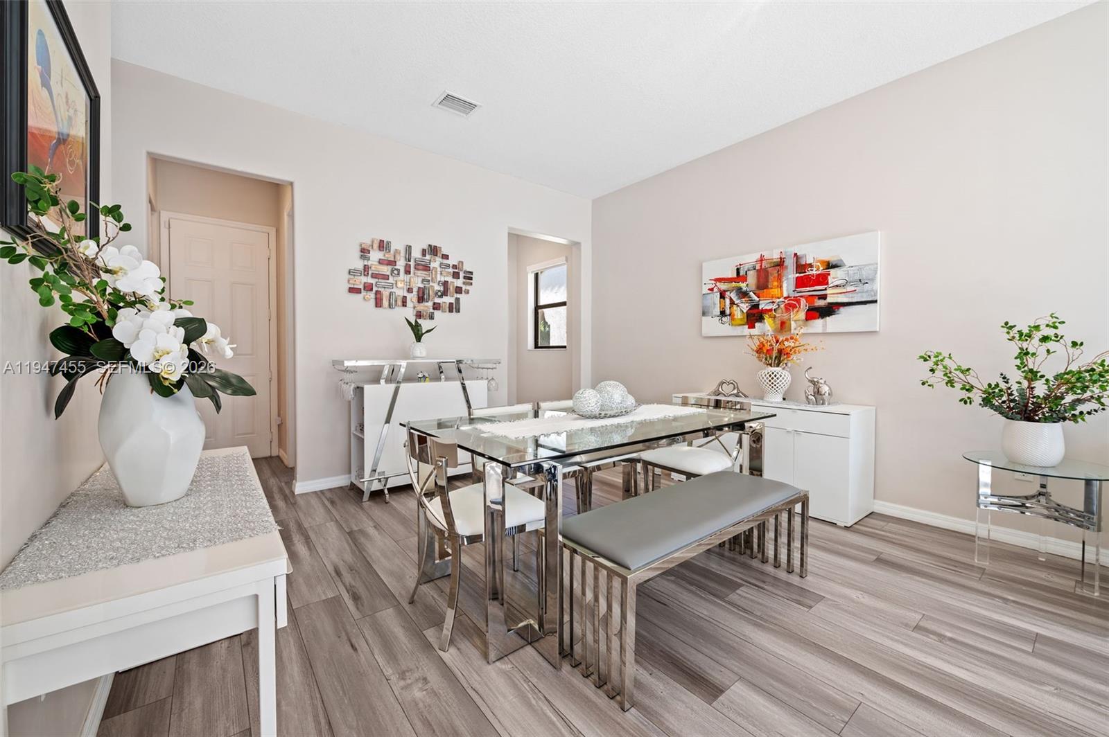 9088 Southwest 35th Street Miramar, FL 33025 - Photo 5 of 36