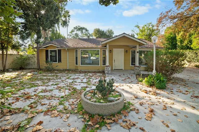 $5,200 | 7225 Forbes Avenue, Van Nuys, CA 91406