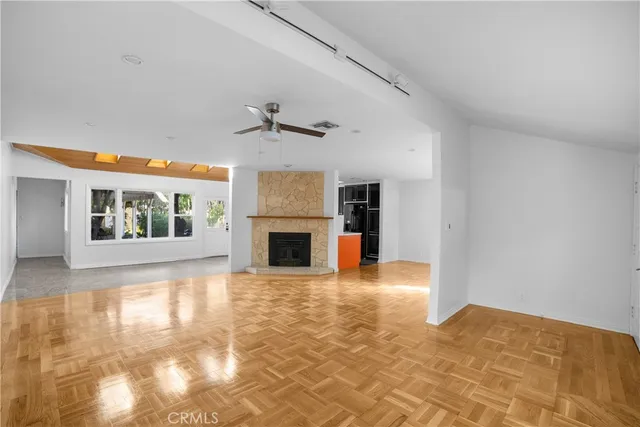 $5,200 | 7225 Forbes Avenue, Van Nuys, CA 91406