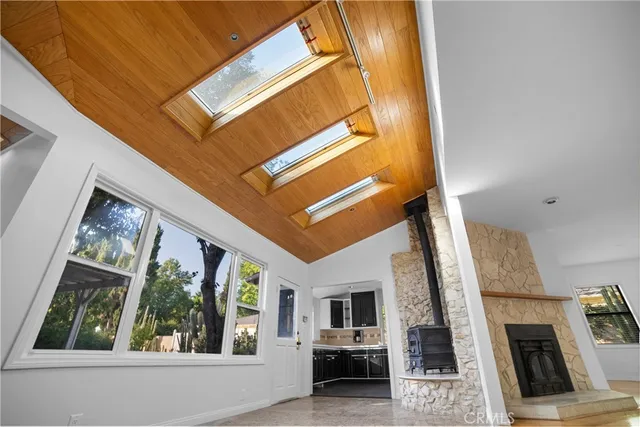 $5,200 | 7225 Forbes Avenue, Van Nuys, CA 91406