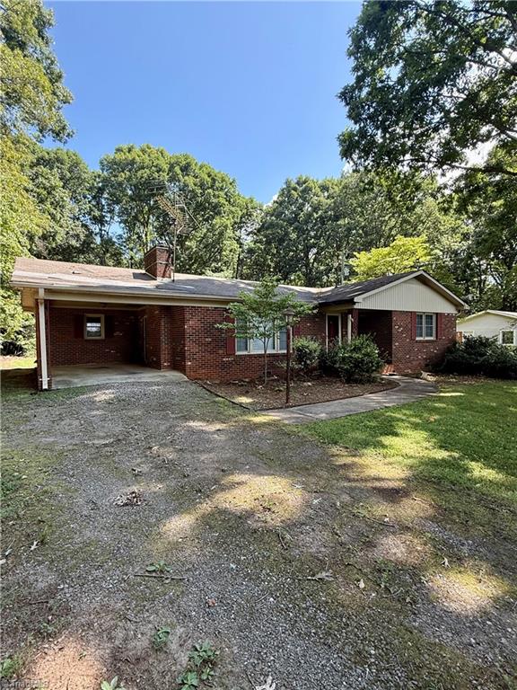542 West R Gillespie Road Dobson, NC 27017 - Photo 3 of 13