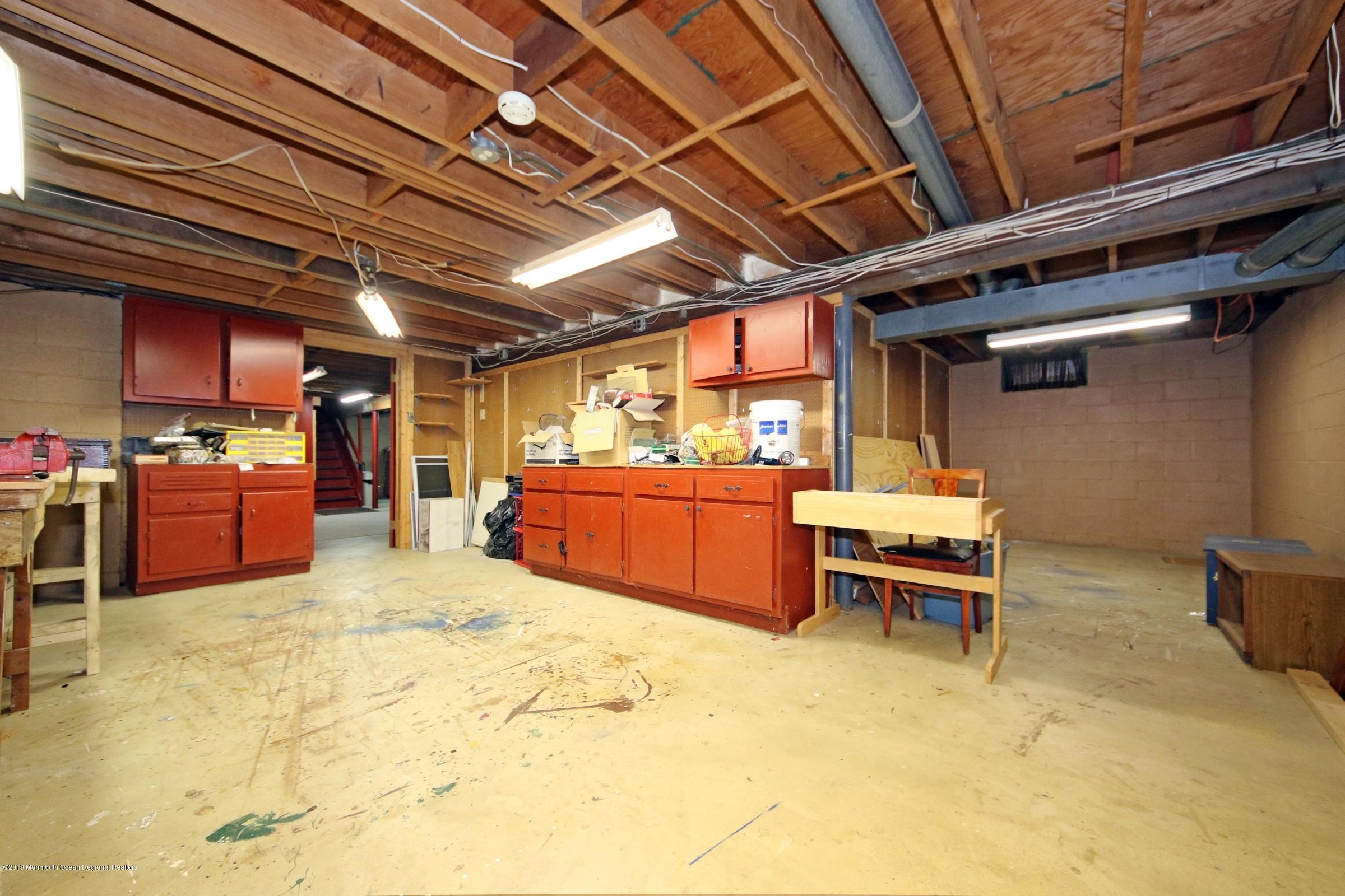 78 Salem Hill Road Howell, NJ 07731 - Photo 27 of 34 Workshop area