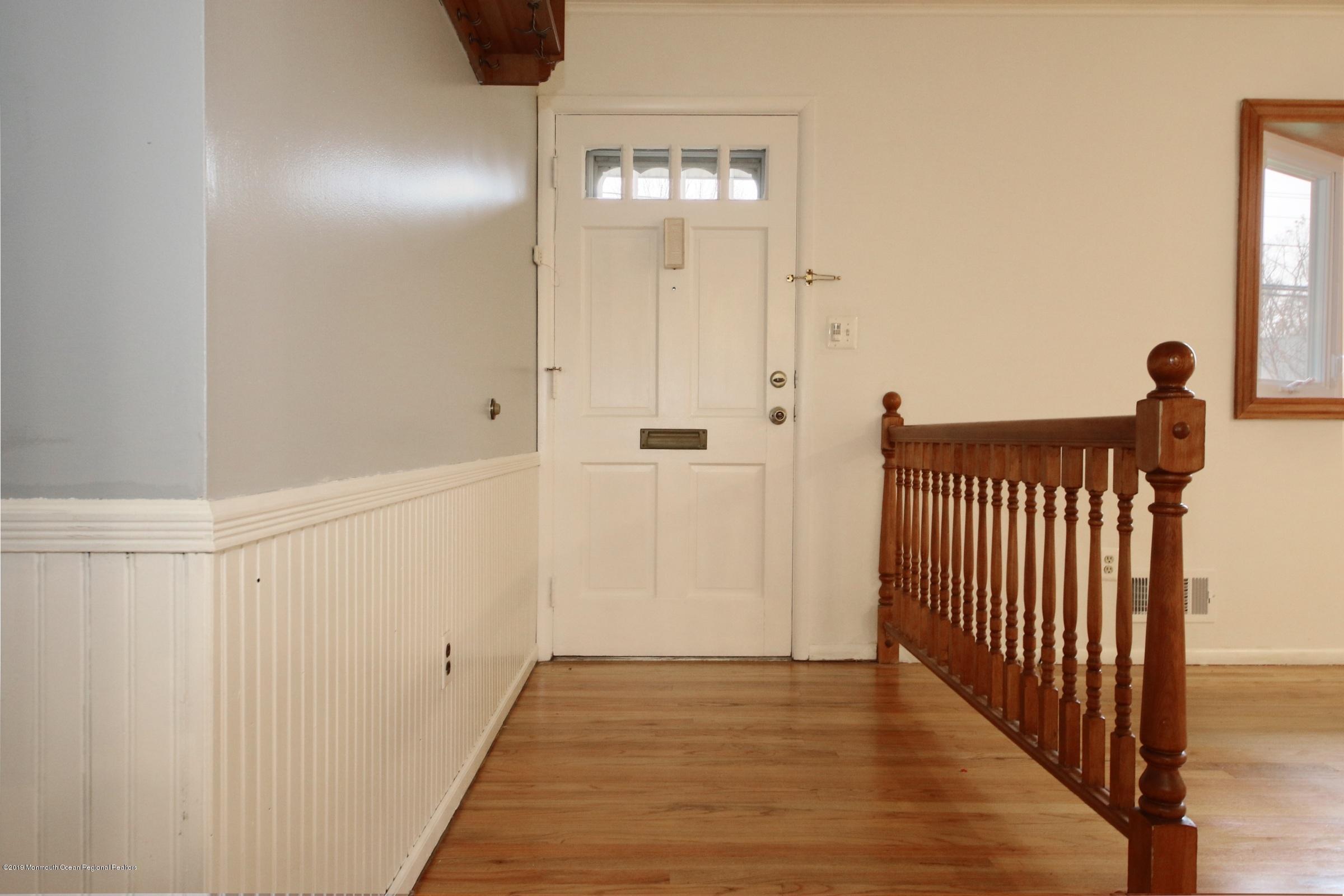 78 Salem Hill Road Howell, NJ 07731 - Photo 4 of 34 Entry Foyer