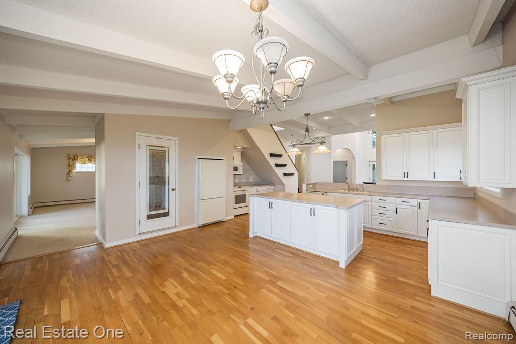48712 Point Lakeview Street Chesterfield, MI 48047 - Photo 35 of 71