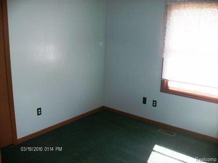 8362 West Sober Road Fowlerville, MI 48836 - Photo 8 of 16 Bedrm 3