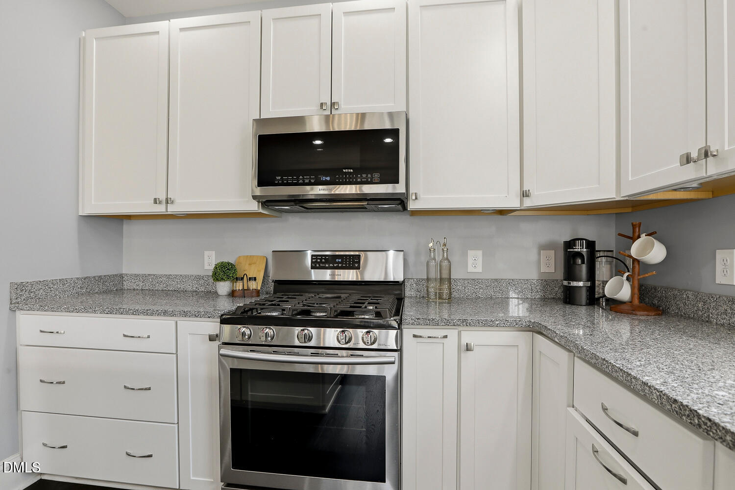 3005 Fownes Court Raleigh, NC 27613 - Photo 13 of 63 3005 Fownes Ct Raleigh NC-large-016-043-