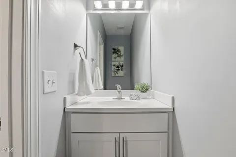 $825,000 | 3005 Fownes Court, Raleigh, NC 27613