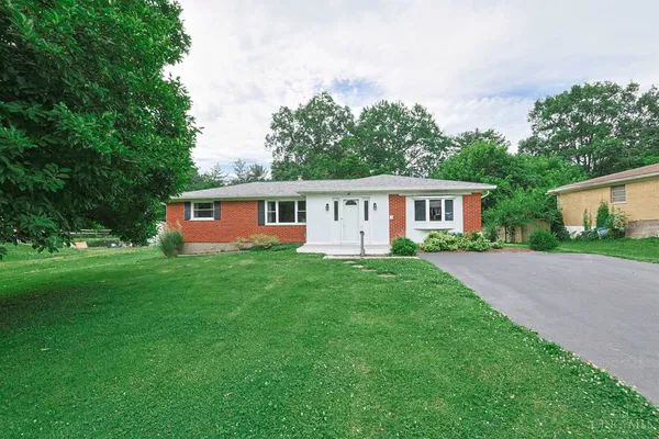 $289,000 | 473 Breezy Lane, Cincinnati, OH 45244