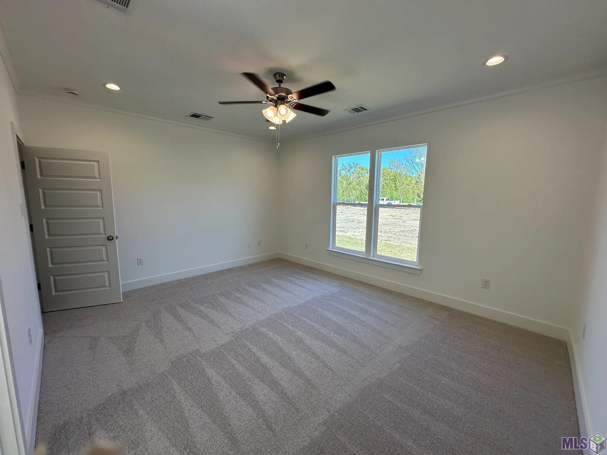 1553 Bowstring Drive Baton Rouge, LA 70820 - Photo 8 of 13 Gallery Image 8