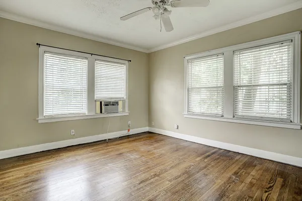 $1,325 | 1935 Richmond Avenue, Unit 1, Houston, TX 77098