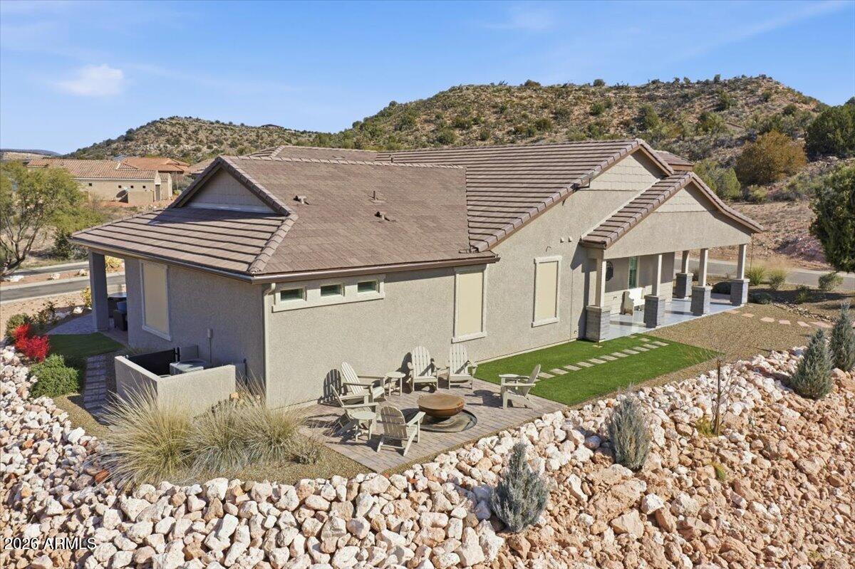 6150 North Stratford Court Rimrock, AZ 86335 - Photo 45 of 60 a view of a house with a yard
